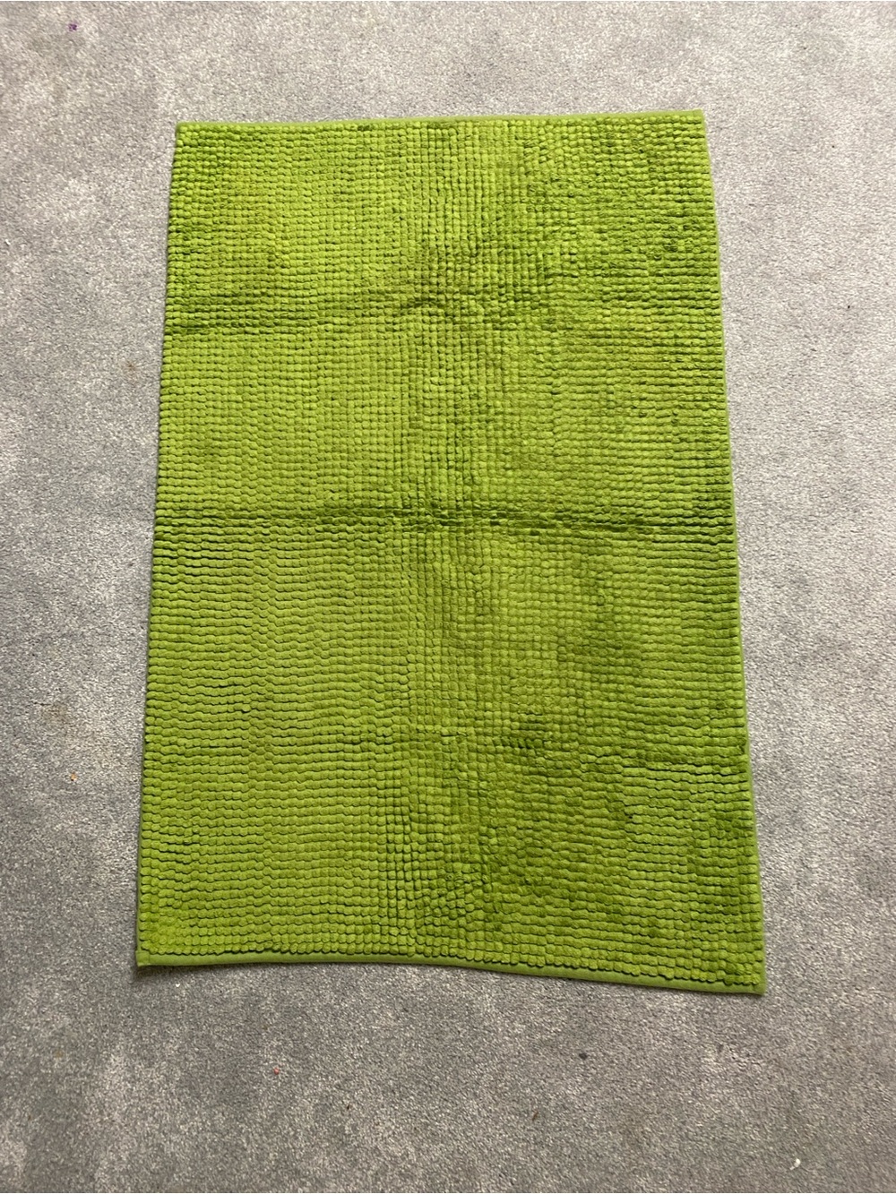 Green bathroom rug 35” x 23”